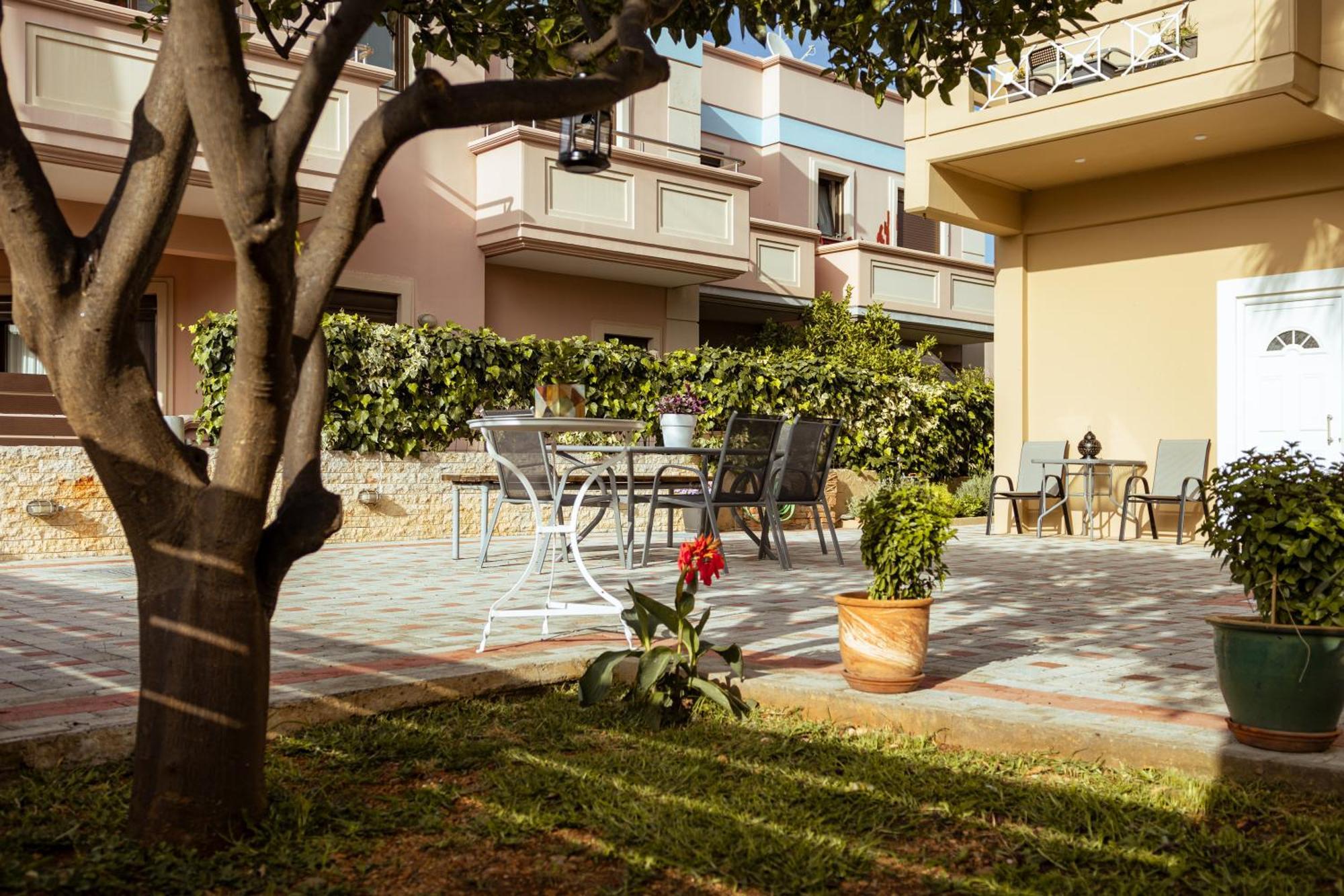 Plakoures Home Kounoupidhianá エクステリア 写真